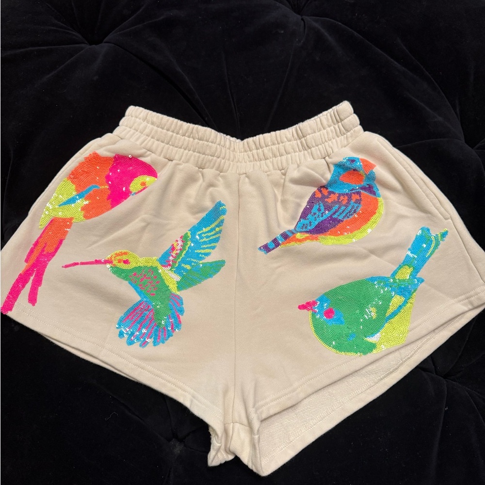 Queen of Sparkles Colorful Bird Print Women's Shorts